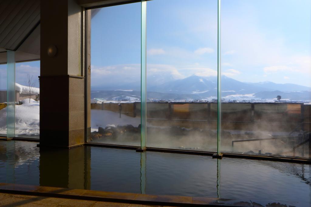 Furano La Terre Hotel Nakafurano Bagian luar foto