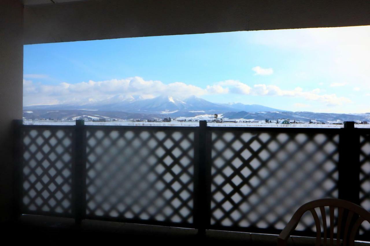 Furano La Terre Hotel Nakafurano Bagian luar foto